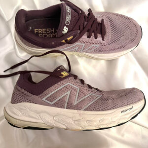 New Balance Fresh Foam X 860v14 Women’s SIZE 9 Running Sneaker